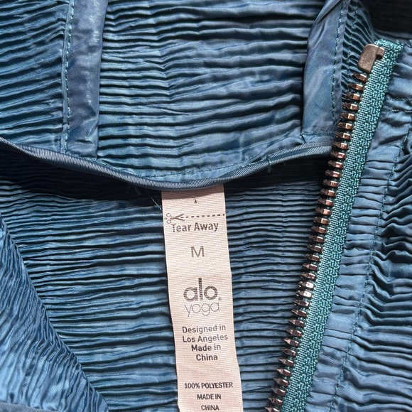 Alo Yoga Dynamic Jacket - Picture 5 of 5